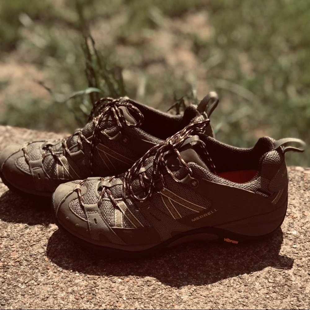 Merrill hiking shoes